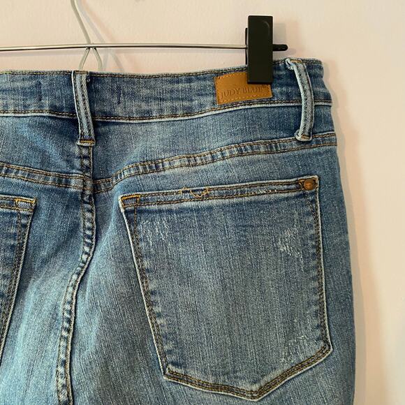 Judy Blue Women size 11 / 30 Skinny Fit Medium Wash Distressed Lemon Print Jeans - Picture 8 of 13